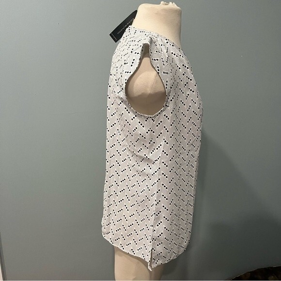 NWT Banana Republic Black & White Print Drapey V-Neck Dolman Tank Top Size XS - Picture 4 of 10